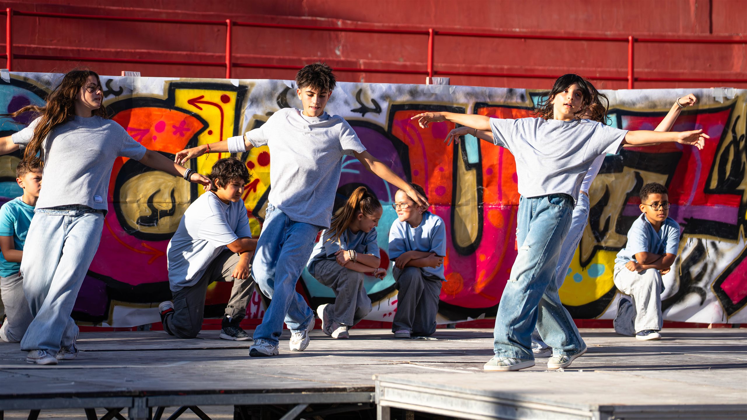 Jeunes danseurs Shiva Danse découvrant le breaking à Pérols